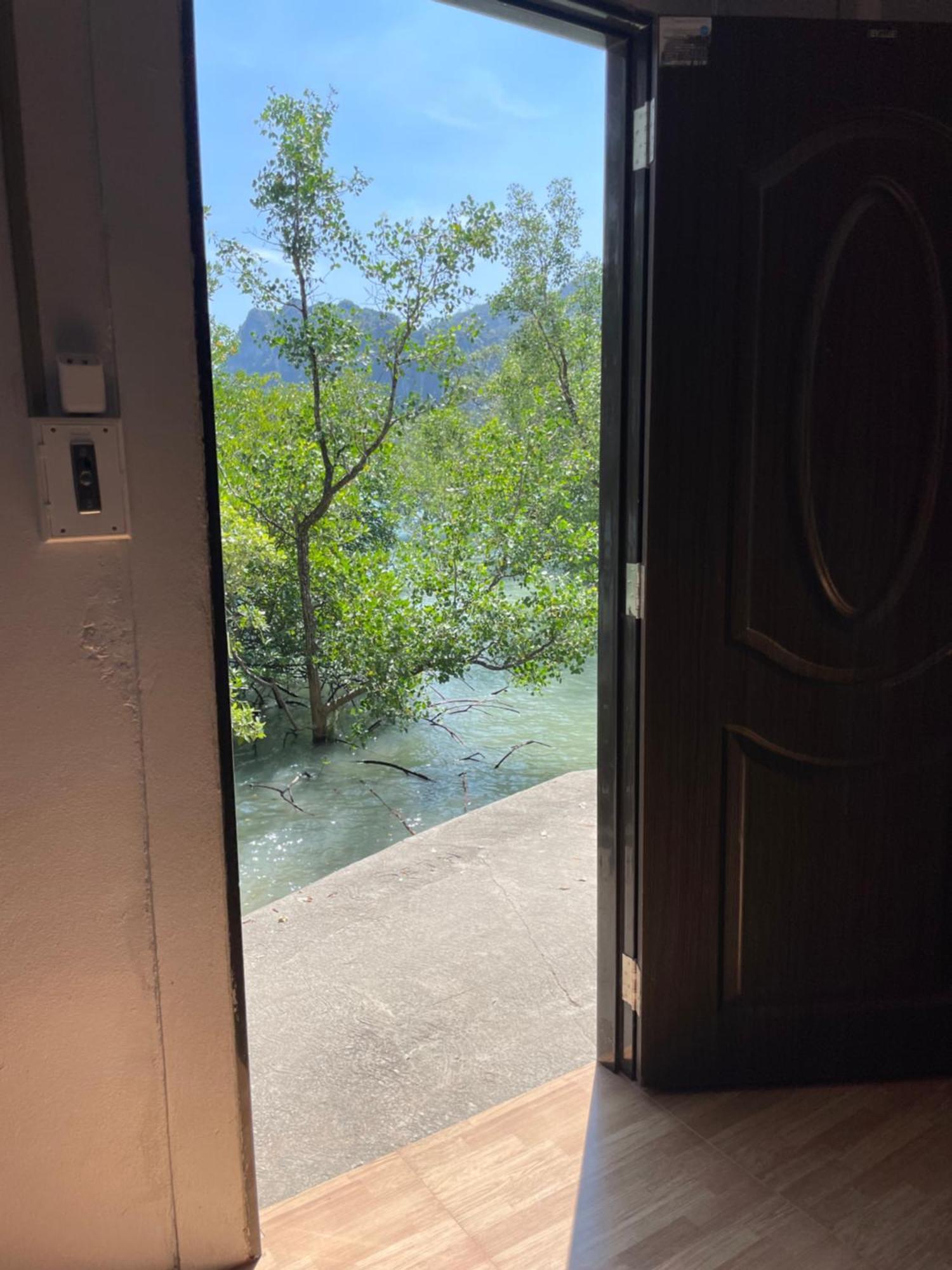 ריילי ביץ' Social Quarters Blanco - Youth Hostel 18 To 35 Only מראה חיצוני תמונה